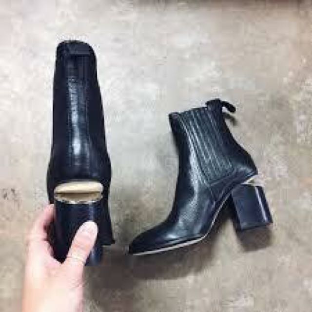 mollini vulcan boots