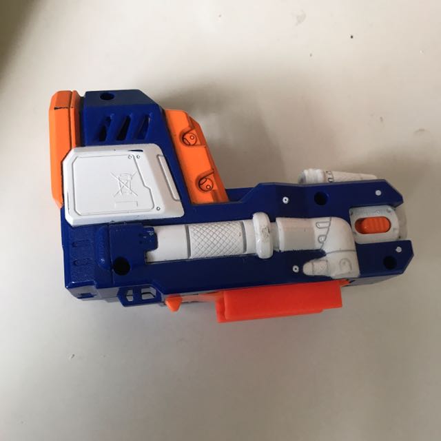 Ik was verrast De onze buste Nerf Pinpoint sight, Hobbies & Toys, Toys & Games on Carousell