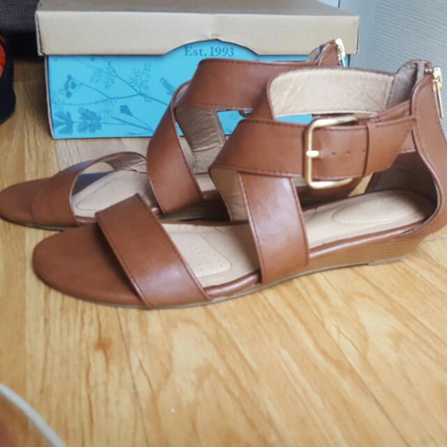 Payless Dexflex Comfort Gladiator Sandals