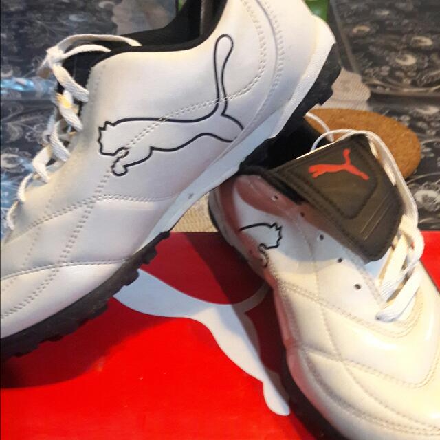 Puma deals esito sneakers