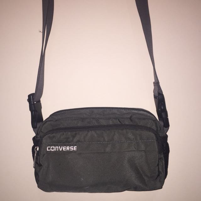 tas selempang converse