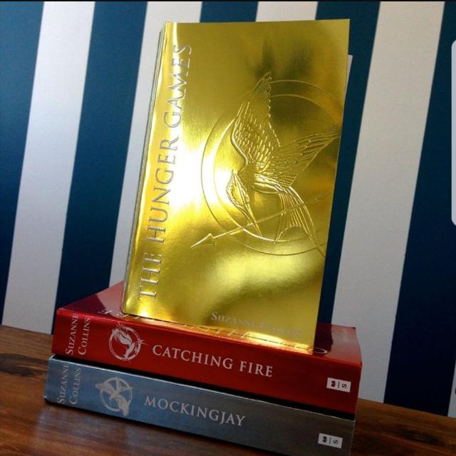 😎 First book in hunger games series. 10 Years Since 'The Hunger Games