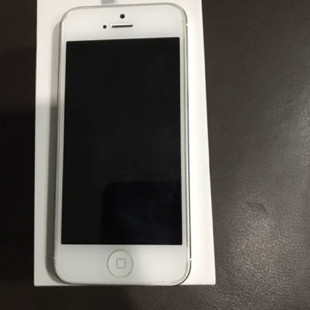 iPhone 5 White けす 64 GB その他 5