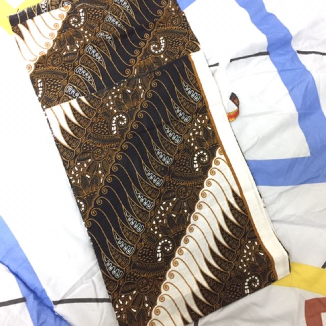 Kain Batik Lepas Women S Fashion Clothes Others On Carousell