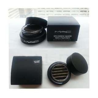 MAC Spellbinder Eyeshadow (Gold&black)