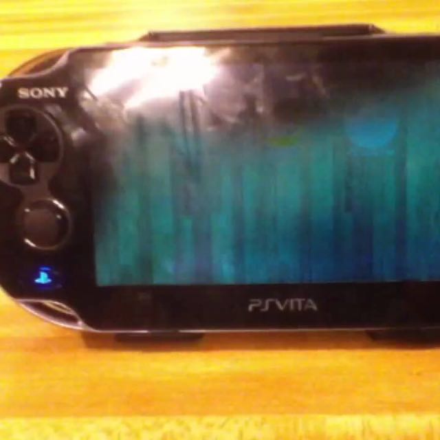 Broken ps vita shop for sale