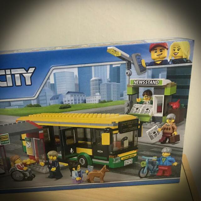 toy bus station