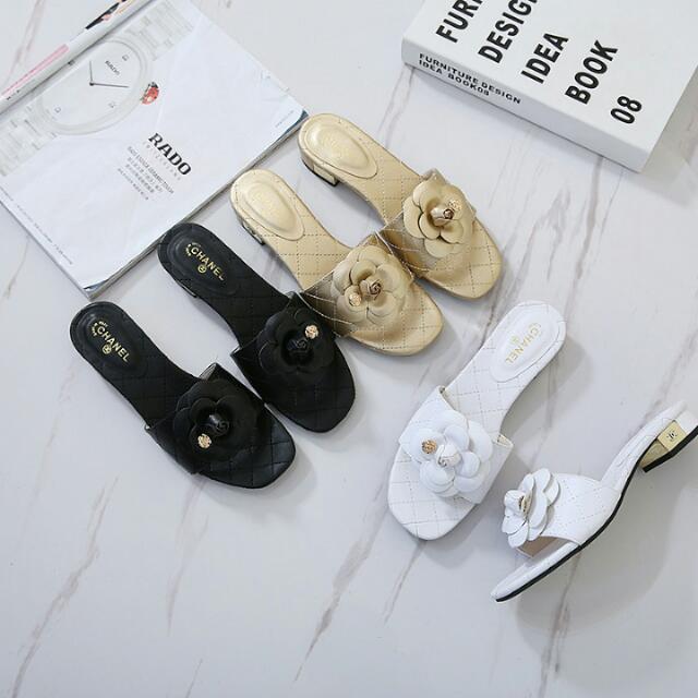 Sandal store chanel original