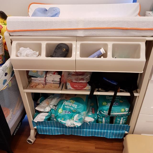 changing table bathtub