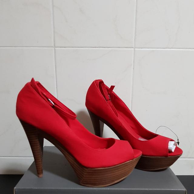 Bershka red deals heels