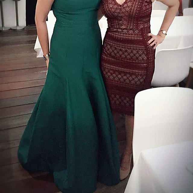 Halston heritage green gown clearance