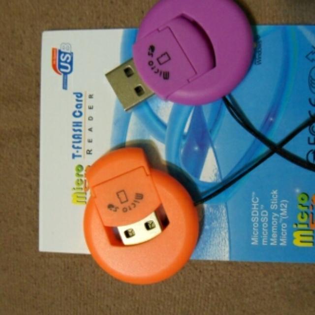 SD CARD READER, Mobile Phones & Gadgets, Mobile & Gadget Accessories