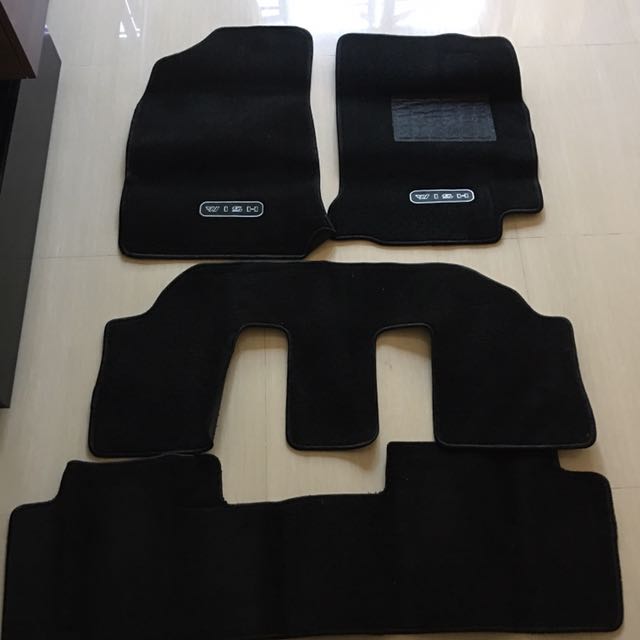 Toyota wish online car mat