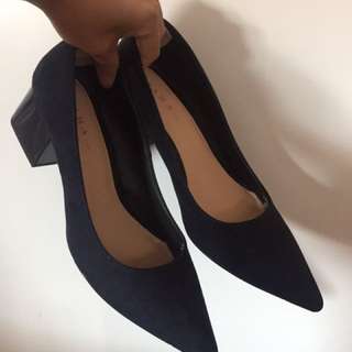 （分類：）位於 。 由 takemycloset 提交（商品編號 112716429，圖片 1）。簡介： 。