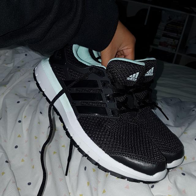 adidas runners melbourne