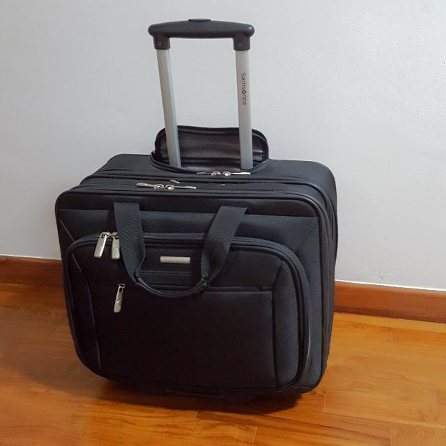 Samsonite Voto 25 Ltrs Black Laptop Bag in bulk for corporate gifting | Samsonite  Trolley Bag, Suitcase wholesale distributor & supplier in Mumbai India