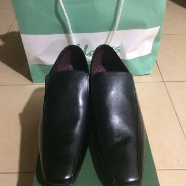 Clarks Chilton Work Black Leather