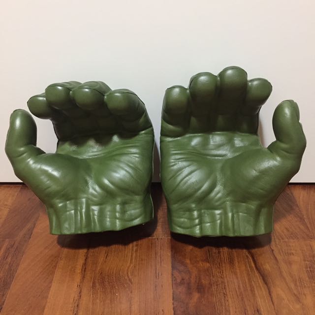 the incredible hulk hands