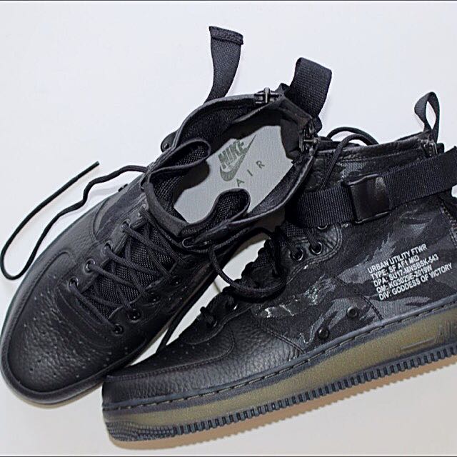Nike SF Special Field Air Force 1 Mid 