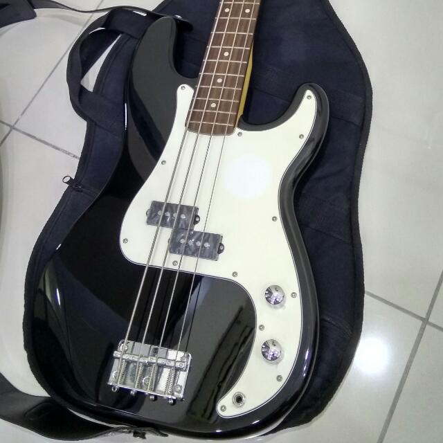 Squier p bass california best sale series