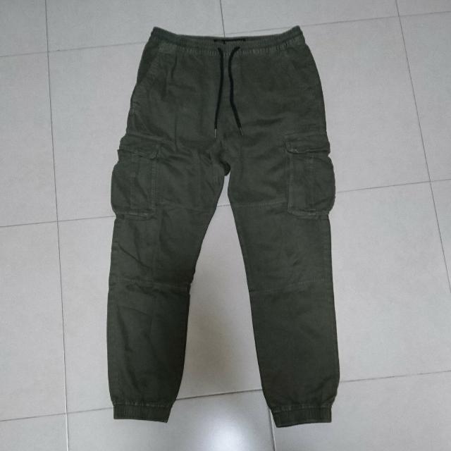 american eagle cargo joggers