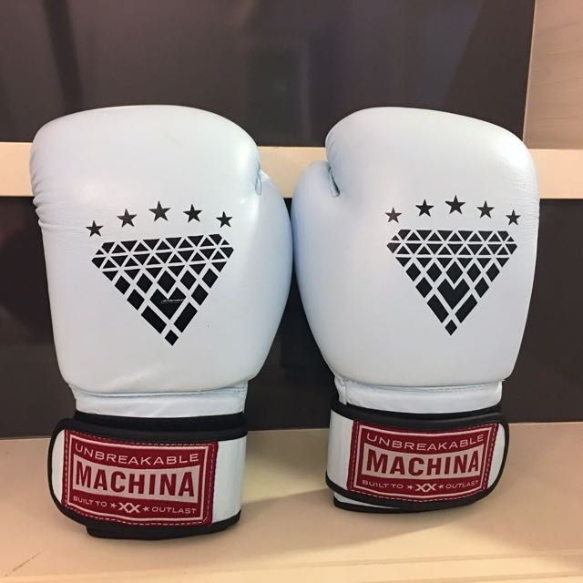 Machina carbonado training gloves 2025
