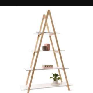 WHITE TRIANGLE SHELF