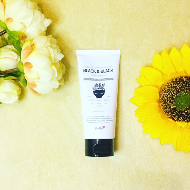 🌼 Nella Black & Black Cleansing Foam 💛 (Category: Face Care) located in Makati City. Submitted by tinytrendsph (Listing ID 113017905, Image 1). Description: .