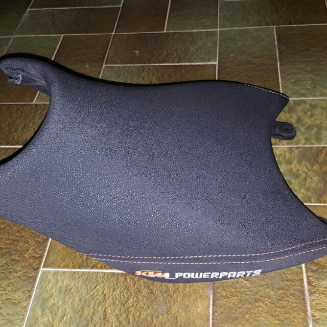 KTM Powerparts Ergo seat for Duke, Motorcycles, Motorcycle Accessories