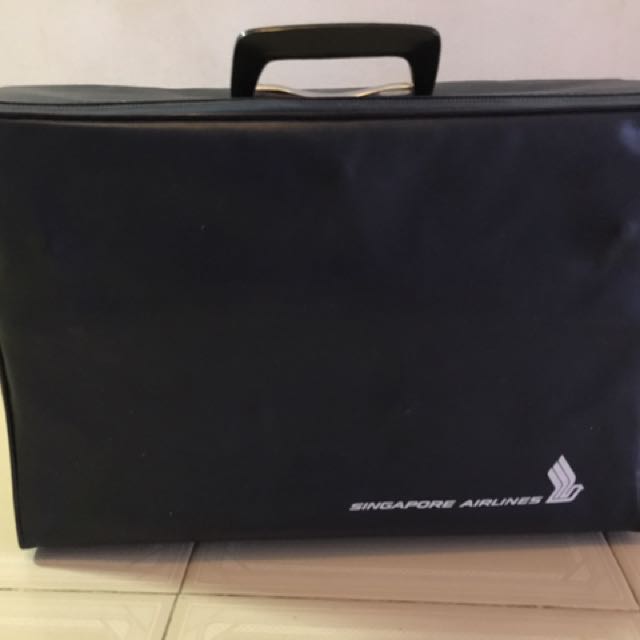 singapore airline hand luggage