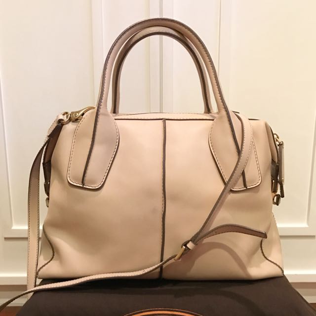 tods sling bag