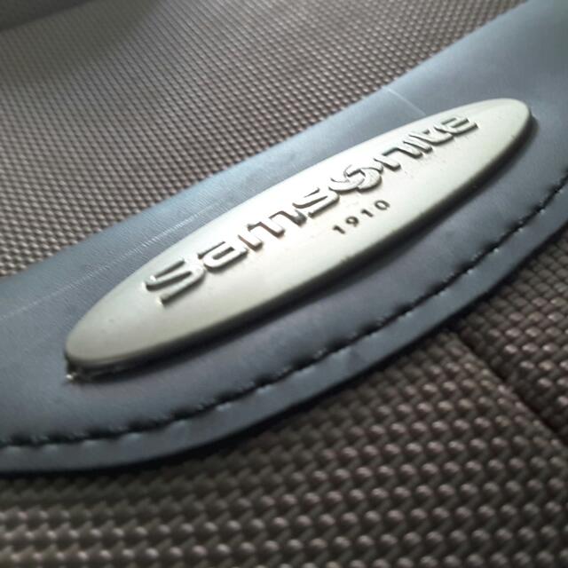 30 Inch Samsonite Canvas Luggage, Everything Else on Carousell