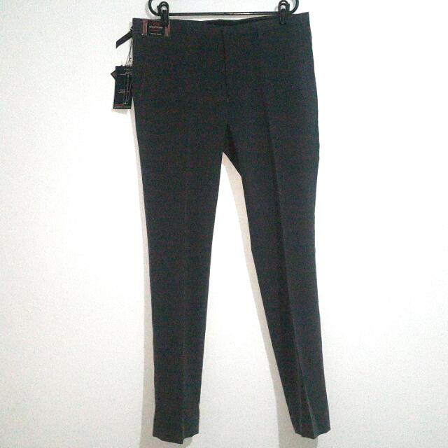 size 35 mens pants