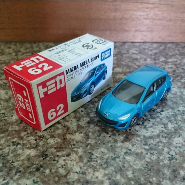 tomica mazda axela