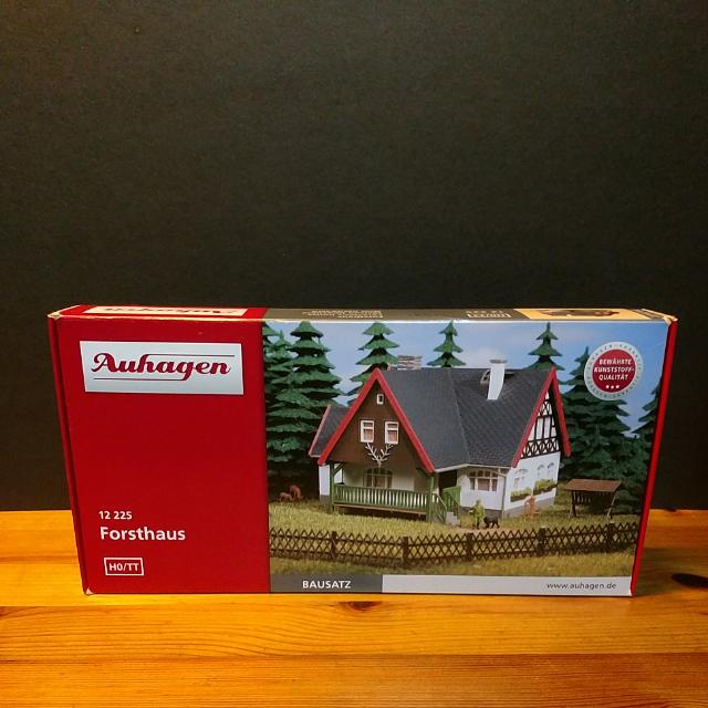 TT 12225 Auhagen H0 Bausatz Forsthaus