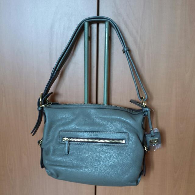 pelle borsa bag price