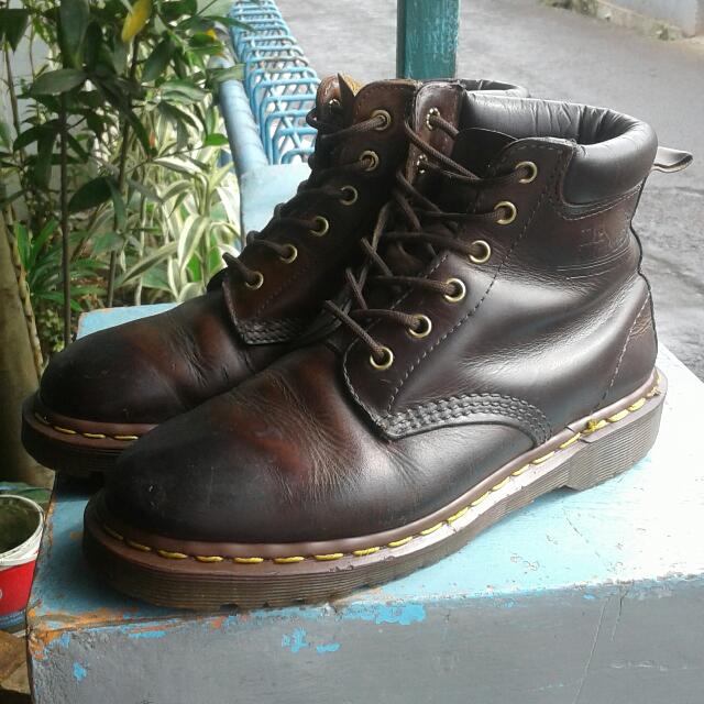 dr martens saxon
