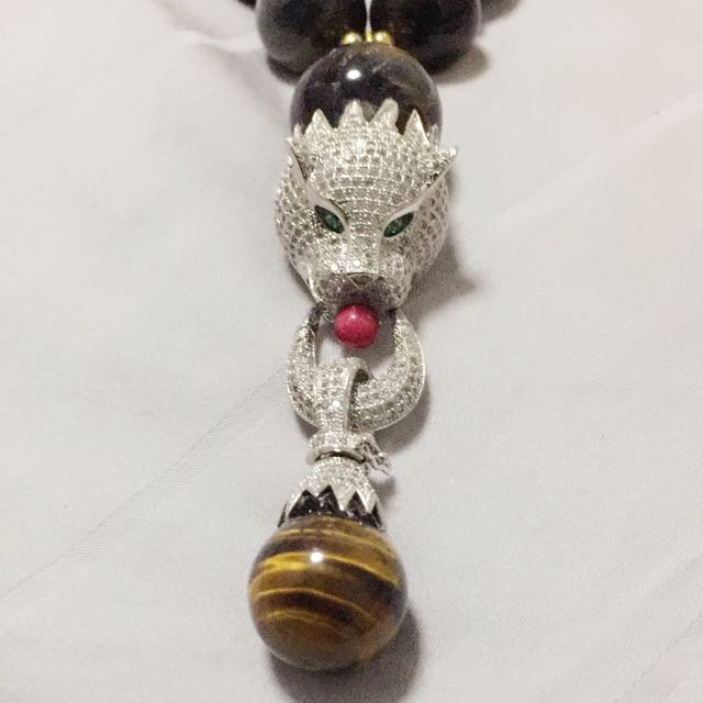 Get Wallpaper Grey Blue Cats Eyes Necklace With Unique Crafted Diamante Leopard For Android Free