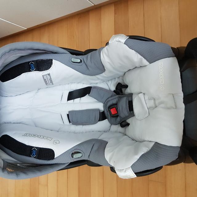 maxi cosi 2010