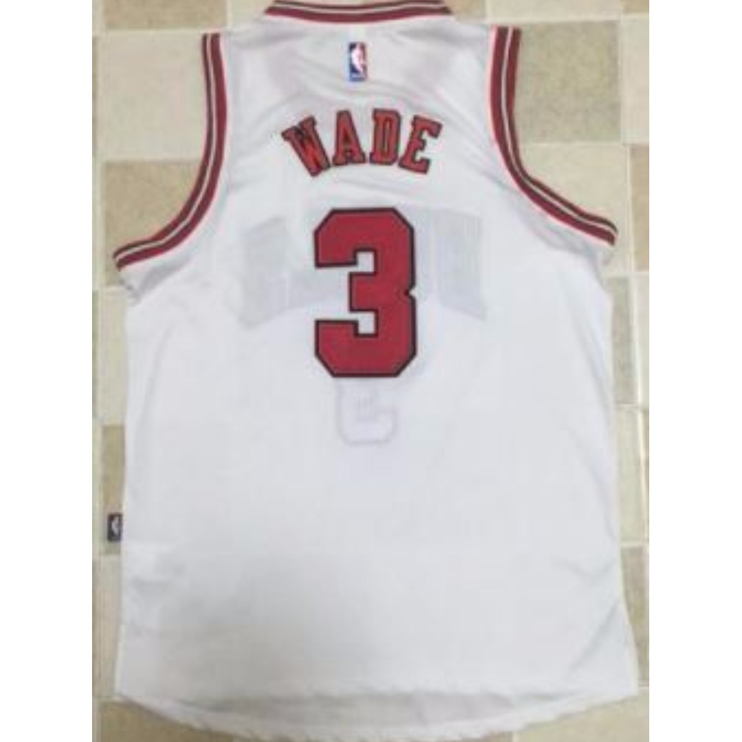 Used Nike NBA Swingman Jersey Chicago Bulls White Dwyane Wade #3