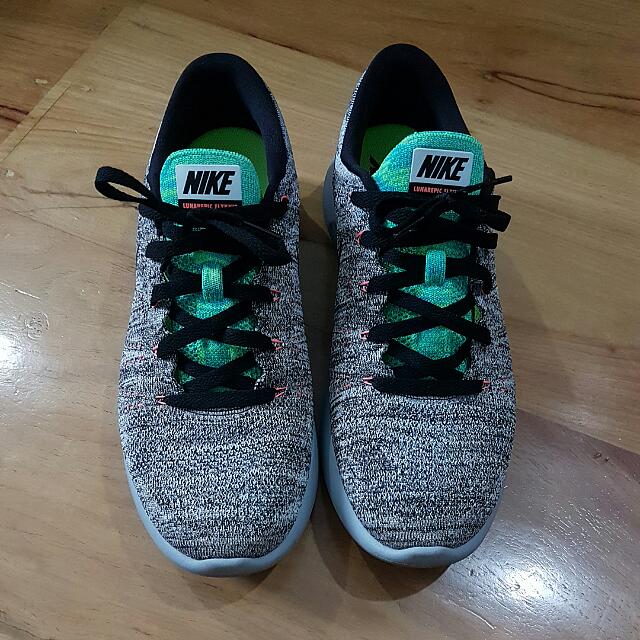 flyknit mariah oreo
