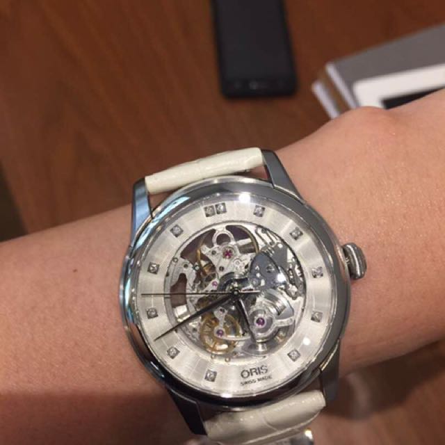 Oris artelier skeleton diamonds top