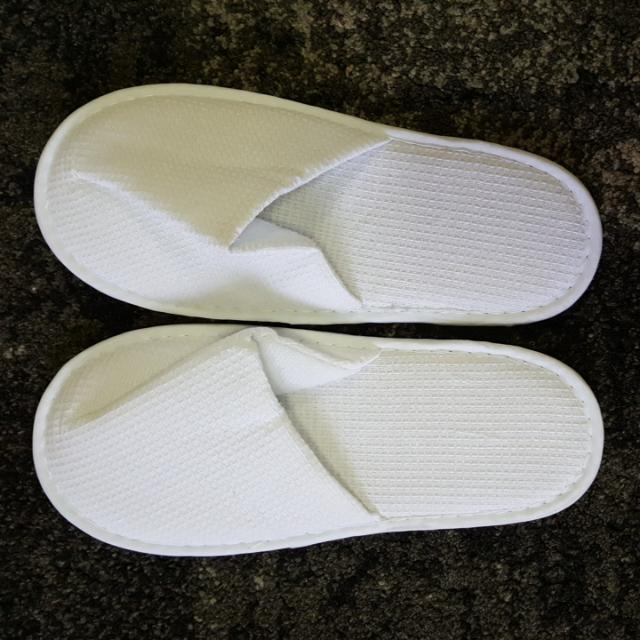 hotel bathroom slippers