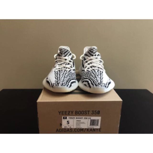 US5 Yeezy boost 350 V2 zebra UK4 