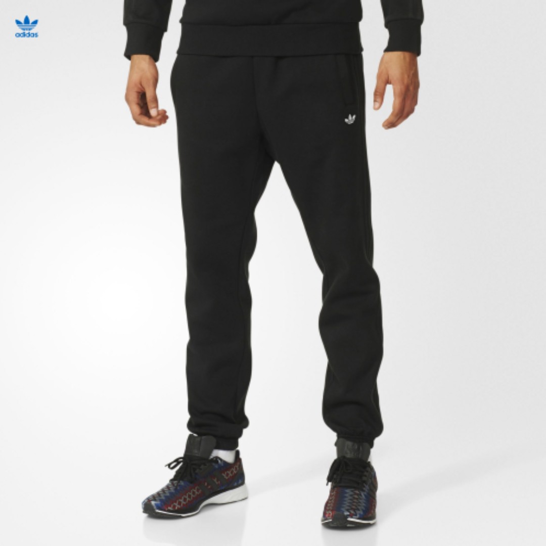 adidas originals classic trefoil sweatpants