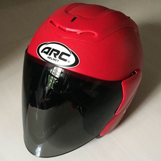 Matte red helmet clearance
