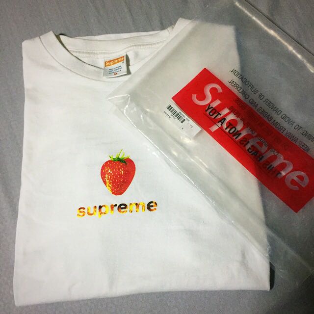 Supreme berry tee online