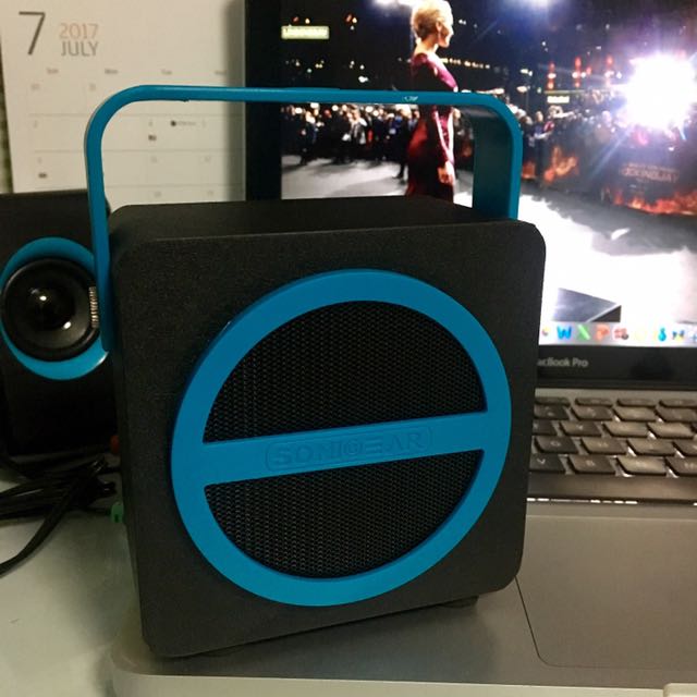 Pandora mini speaker on sale