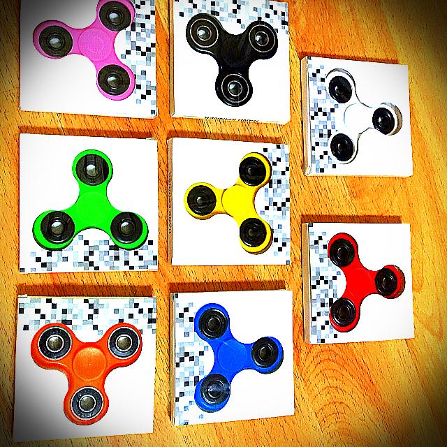 Fidget Spinner Toys (Category: Action & Battle Toys) located in Cebu City. Submitted by brent726 (Listing ID 113661418, Image 1). Description: .