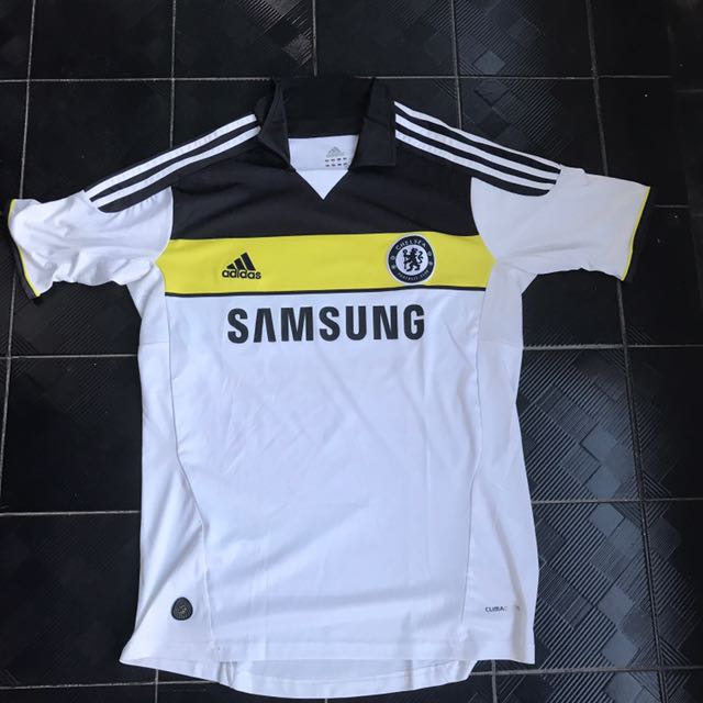 JUAL JERSEY CHELSEA AWAY 2012 Fesyen Pria Sepatu di Carousell